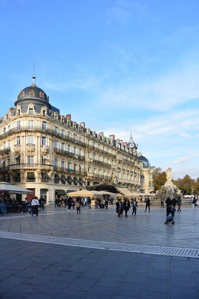 place comedie encadrement loyer montpellier